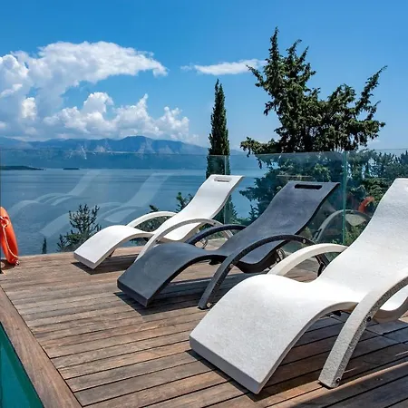 Luxury Nikiana