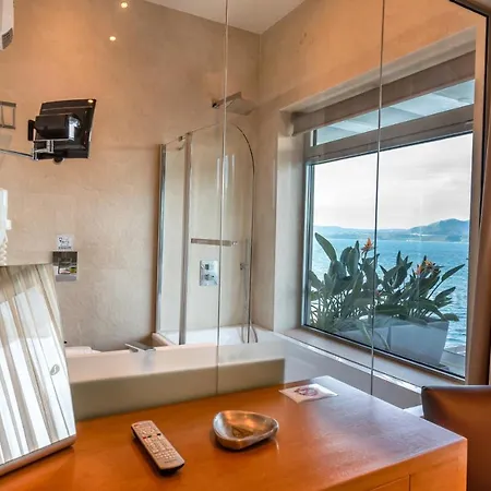 Luxury Nikiana